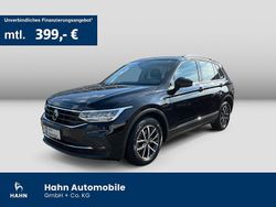 Deep black perleffekt Gebraucht 2023 VW Tiguan Life SUV | 29.390 € (Guter Preis)