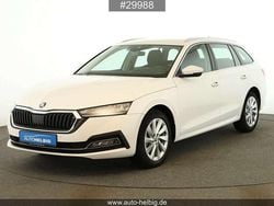 Candy weiss Gebraucht 2024 Skoda Octavia Style Kombi | 29.990 € (Guter Preis)