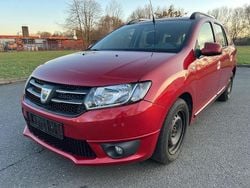 Rot Gebraucht 2016 Dacia Logan MCV Prestige Kombi | 3.790 € (Fairer Preis)
