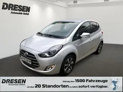 Grau Gebraucht 2017 Hyundai ix20 YES! Van / Kleinbus | 12.270 € (Fairer Preis)