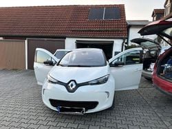 Weiß Gebraucht 2016 Renault Zoe Intens Kleinwagen | 4.700 € (Guter Preis)