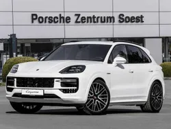Weiß Gebraucht 2025 Porsche Cayenne SUV | 129.399 € (Teuer)