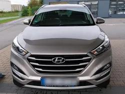 Beige Gebraucht 2015 Hyundai Tucson SUV | 14.290 € (Guter Preis)