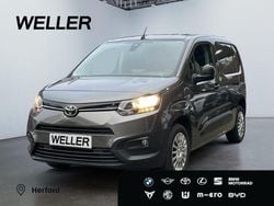 Grau Gebraucht 2021 Toyota Proace City City Van / Kleinbus | 20.980 € (Fairer Preis)