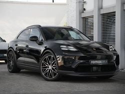 Schwarz Gebraucht 2025 Porsche Macan Turbo SUV | 118.500 € (Superpreis)
