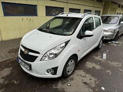 Weiß Gebraucht 2010 Chevrolet Spark LS Kleinwagen | 3.150 € (Fairer Preis)