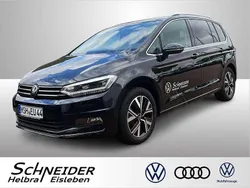 Schwarz Gebraucht 2024 VW Touran Highline Van / Kleinbus | 43.990 €