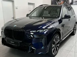 Blau Gebraucht 2024 BMW X7 SUV | 89.000 €