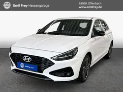 Weiss Neu 2024 Hyundai i30 Advantage Limousine | 20.950 € (Guter Preis)