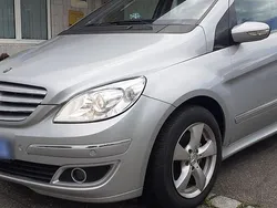 Silber Gebraucht 2007 Mercedes B200 Van / Kleinbus | 5.990 € (Etwas zu teuer)