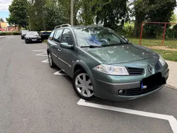 Grün Gebraucht 2006 Renault Mégane GrandTour Kombi | 2.900 € (Teuer)