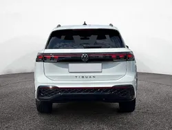 Weiss Gebraucht 2024 VW Tiguan R-line SUV | 49.749 € (Superpreis)