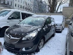 Grau Gebraucht 2015 Opel Meriva Innovation Van / Kleinbus | 6.200 € (Guter Preis)