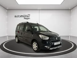 Perlmuttschwarz Gebraucht 2021 Dacia Dokker Stepway Van | 11.990 € (Superpreis)
