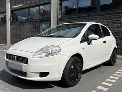 Weiß Gebraucht 2009 Fiat Grande Punto Kleinwagen | 800 € (Superpreis)