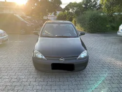 Schwarz Gebraucht 2002 Opel Corsa Coupé | 700 €