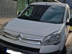 Weiß Gebraucht 2009 Citroën Berlingo Van / Kleinbus | 3.500 € (Fairer Preis)