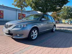 Grau Gebraucht 2005 Mazda 3 Limousine | 4.500 € (Fairer Preis)