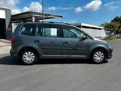 Grau Gebraucht 2010 VW Touran Van / Kleinbus | 4.500 € (Guter Preis)