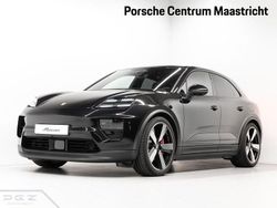 Schwarz Gebraucht 2025 Porsche Macan SUV | 123.163 €