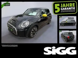 Midnight black ii Gebraucht 2022 Mini Cooper Classic Kleinwagen | 16.980 € (Fairer Preis)