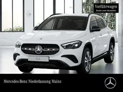 Weiß Gebraucht 2025 Mercedes GLA200 Progressive SUV | 43.650 € (Etwas zu teuer)