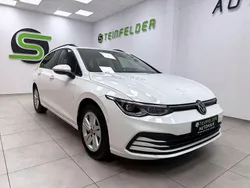 Weiß Gebraucht 2023 VW Golf VIII Life Kombi | 21.990 € (Fairer Preis)