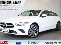 Weiß Gebraucht 2022 Mercedes CLA250e Progressive Limousine | 25.479 € (Superpreis)