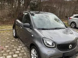 Schwarz Gebraucht 2017 Smart ForFour Kleinwagen | 9.000 € (Fairer Preis)