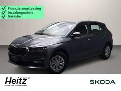 Graphitegrau metallic Neu 2025 Skoda Fabia Essence Kleinwagen | 18.390 € (Fairer Preis)