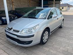 Grau Gebraucht 2005 Citroën C4 Style Limousine | 2.690 € (Etwas zu teuer)