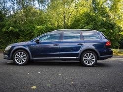 Blau Gebraucht 2013 VW Passat Alltrack Kombi | 10.500 € (Teuer)