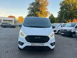 Weiß Gebraucht 2021 Ford Transit Custom Trend Van / Kleinbus | 20.900 € (Guter Preis)