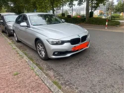 Silber Gebraucht 2015 BMW 318 Limousine | 13.999 € (Fairer Preis)