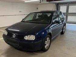Blau Gebraucht 2001 VW Golf IV Edition Kleinwagen | 1.500 € (Guter Preis)