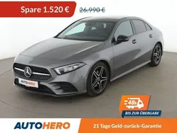 Grau Gebraucht 2020 Mercedes A200 AMG line Limousine | 25.470 € (Fairer Preis)