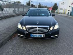 Schwarz Gebraucht 2012 Mercedes E220 Limousine | 8.000 € (Guter Preis)