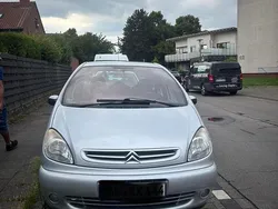 Silber Gebraucht 2003 Citroën Xsara Picasso Van / Kleinbus | 800 € (Superpreis)