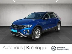 Ravennablau metallic Gebraucht 2024 VW T-Roc Style SUV | 29.990 € (Fairer Preis)