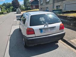 Silber Gebraucht 1995 VW Golf III Kleinwagen | 5.000 €