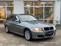 Grau Gebraucht 2012 BMW 318 Comfort Edition Kombi | 5.999 € (Guter Preis)