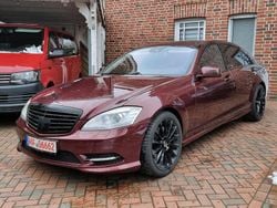 Rot Gebraucht 2013 Mercedes S500 AMG Limousine | 15.900 €
