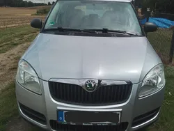 Silber Gebraucht 2008 Skoda Fabia Limousine | 3.900 € (Etwas zu teuer)