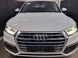 Weiß Gebraucht 2019 Audi Q5 Sport SUV | 26.999 € (Guter Preis)