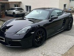 Schwarz Gebraucht 2016 Porsche 718 Cayman Coupé | 45.000 €
