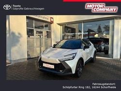 Platinum white pearl / black Gebraucht 2023 Toyota C-HR Team SUV | 32.750 € (Superpreis)