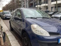 Blau Gebraucht 2007 Renault Clio Coupé | 1.150 €