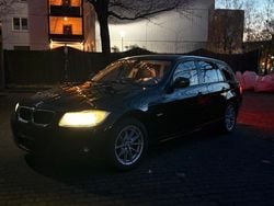 Schwarz Gebraucht 2010 BMW 320 Kombi | 5.500 € (Guter Preis)