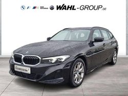 Schwarz Gebraucht 2022 BMW 320e Shadowline Kombi | 26.890 € (Fairer Preis)