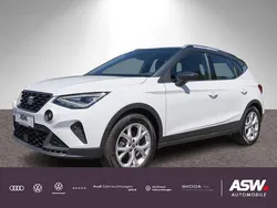 "nevada" weiss Gebraucht 2022 Seat Arona FR-Line SUV | 19.930 € (Fairer Preis)